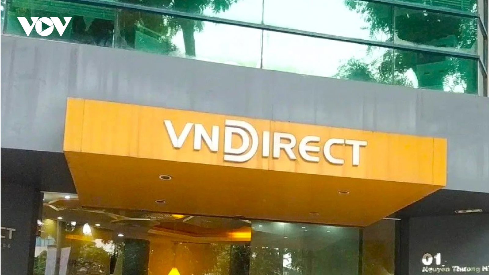 Sự cố VNDirect: Ai sẽ chịu trách nhiệm khi quyền lợi của nhà đầu tư bị thiệt hại
