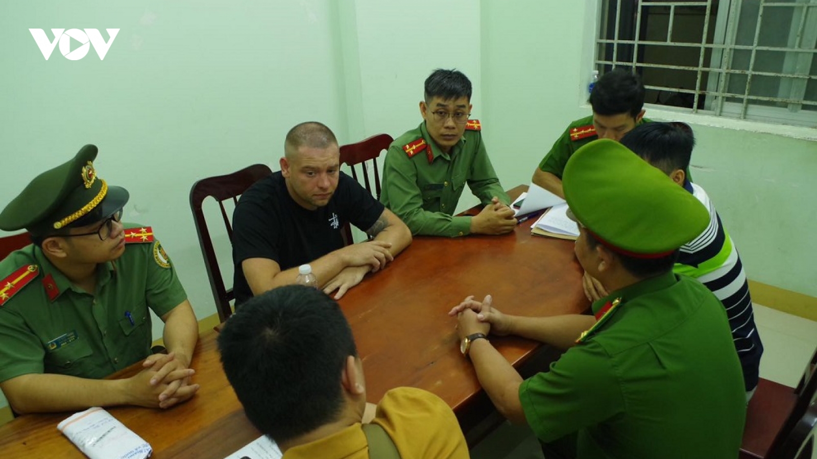 Bắt đối tượng truy nã quốc tế khi đang lẩn trốn tại Ninh Thuận