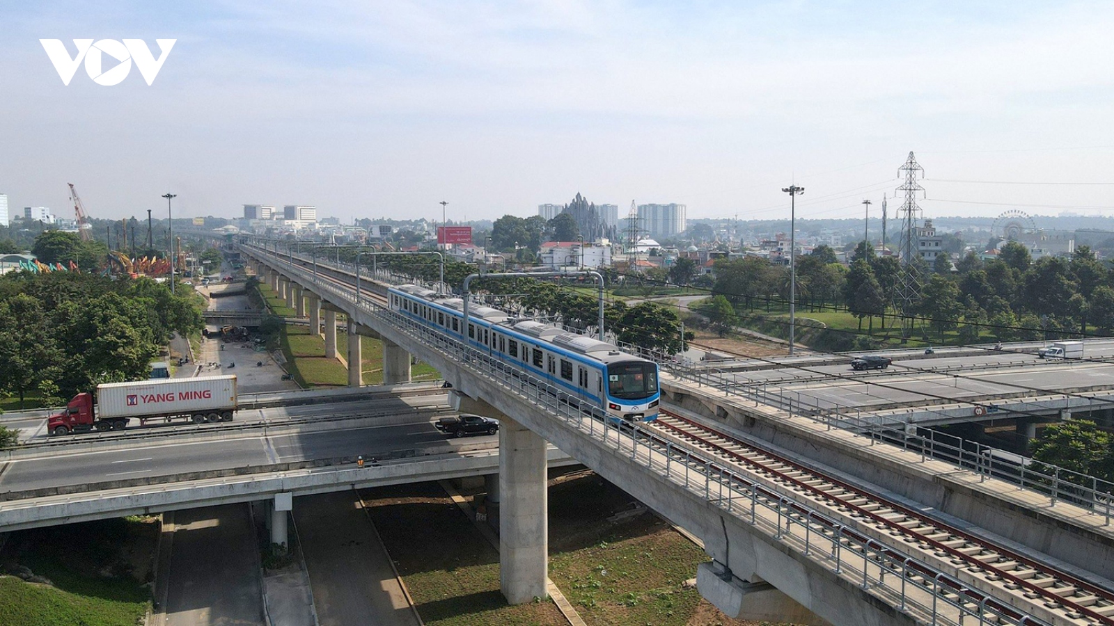 Tuyến Metro 1 (TP.HCM) lùi thời gian hoạt động thương mại đến cuối năm 2024