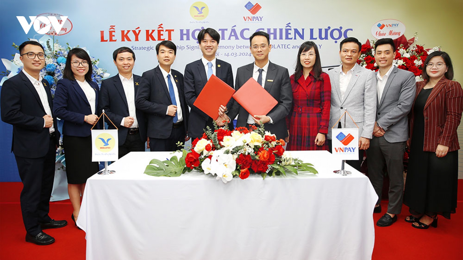 VNPAY hợp tác triển khai dịch vụ y tế của MEDLATEC trên app ngân hàng và ví VNPAY