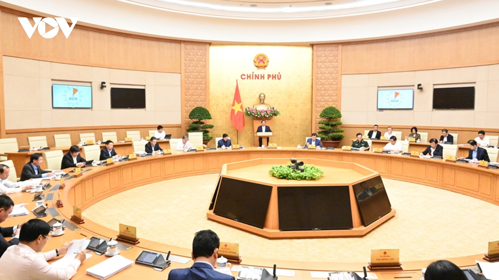 Thủ tướng yêu cầu nhanh chóng cụ thể hóa các Luật về đất đai, nhà ở, tín dụng