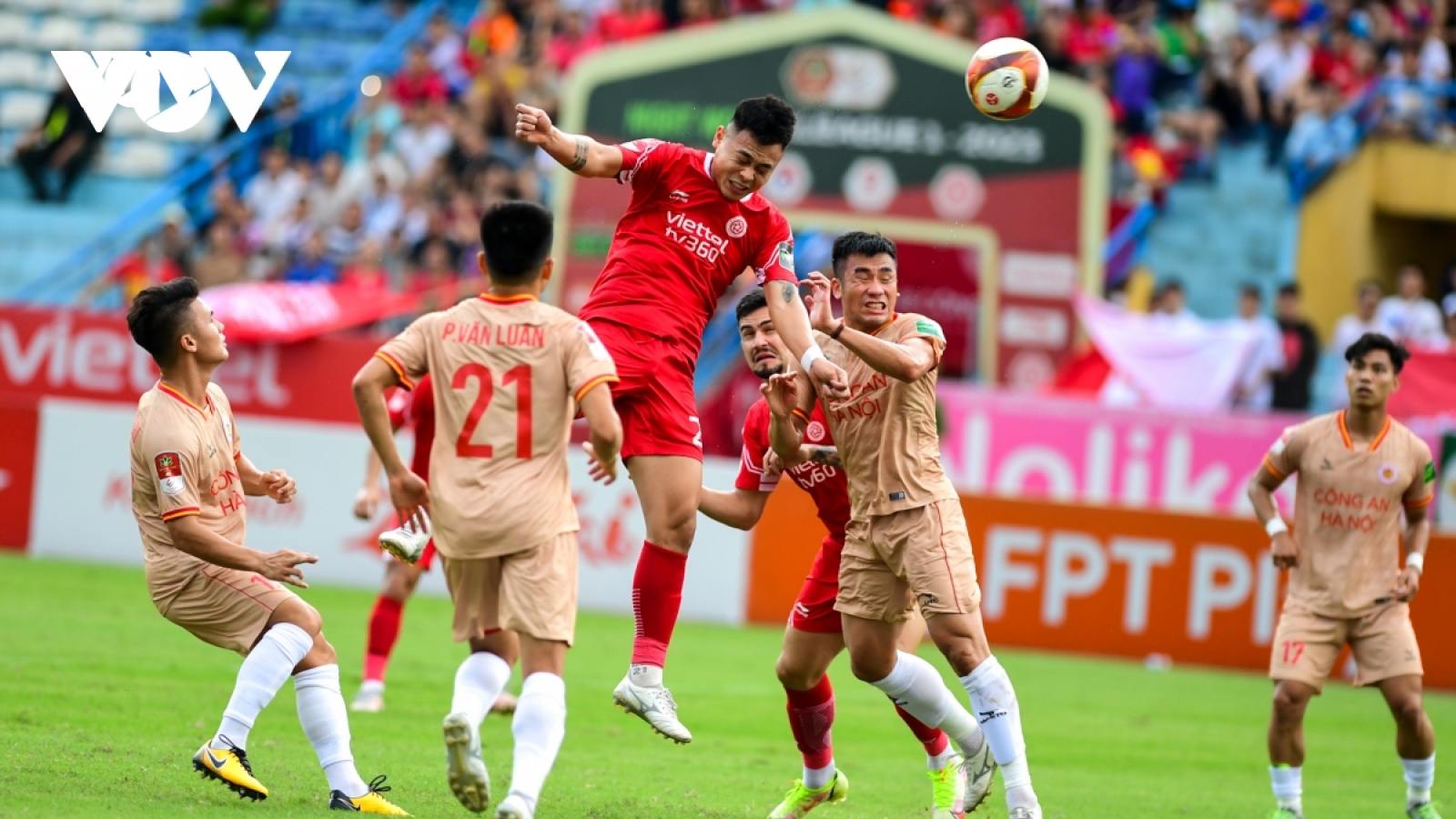 Nhận định V-League hôm nay 9/3: Tâm điểm ở Hàng Đẫy