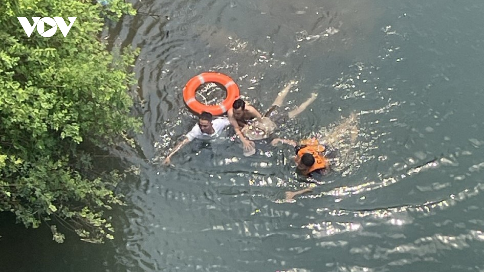 Tìm thấy thi thể nữ sinh thứ 3 ở Bình Phước bị cuốn nghi do thủy điện xả nước