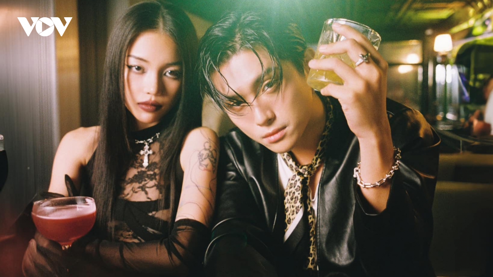 Linh Ngọc Đàm là nàng thơ, khiêu vũ cực tình cùng Grey D trong MV mới