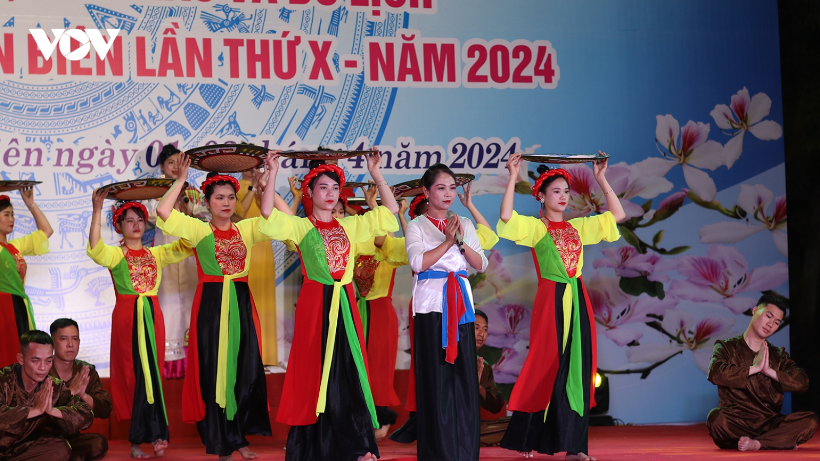 Nhiều hoạt động hấp dẫn tại Ngày hội VHTT&DL huyện Điện Biên