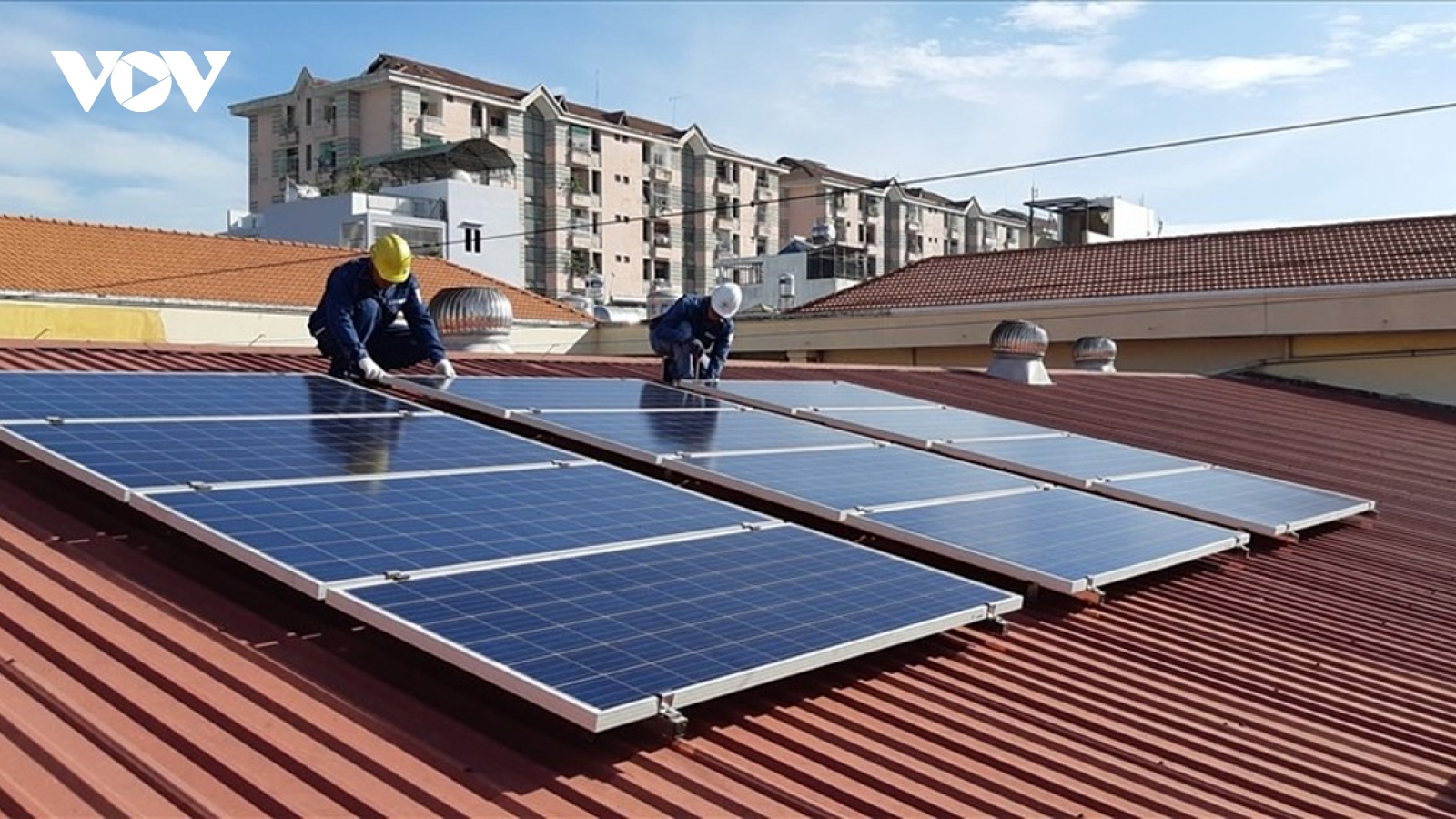 Xây dựng cơ chế khuyến khích phát triển điện mặt trời áp mái lắp đặt tại nhà dân
