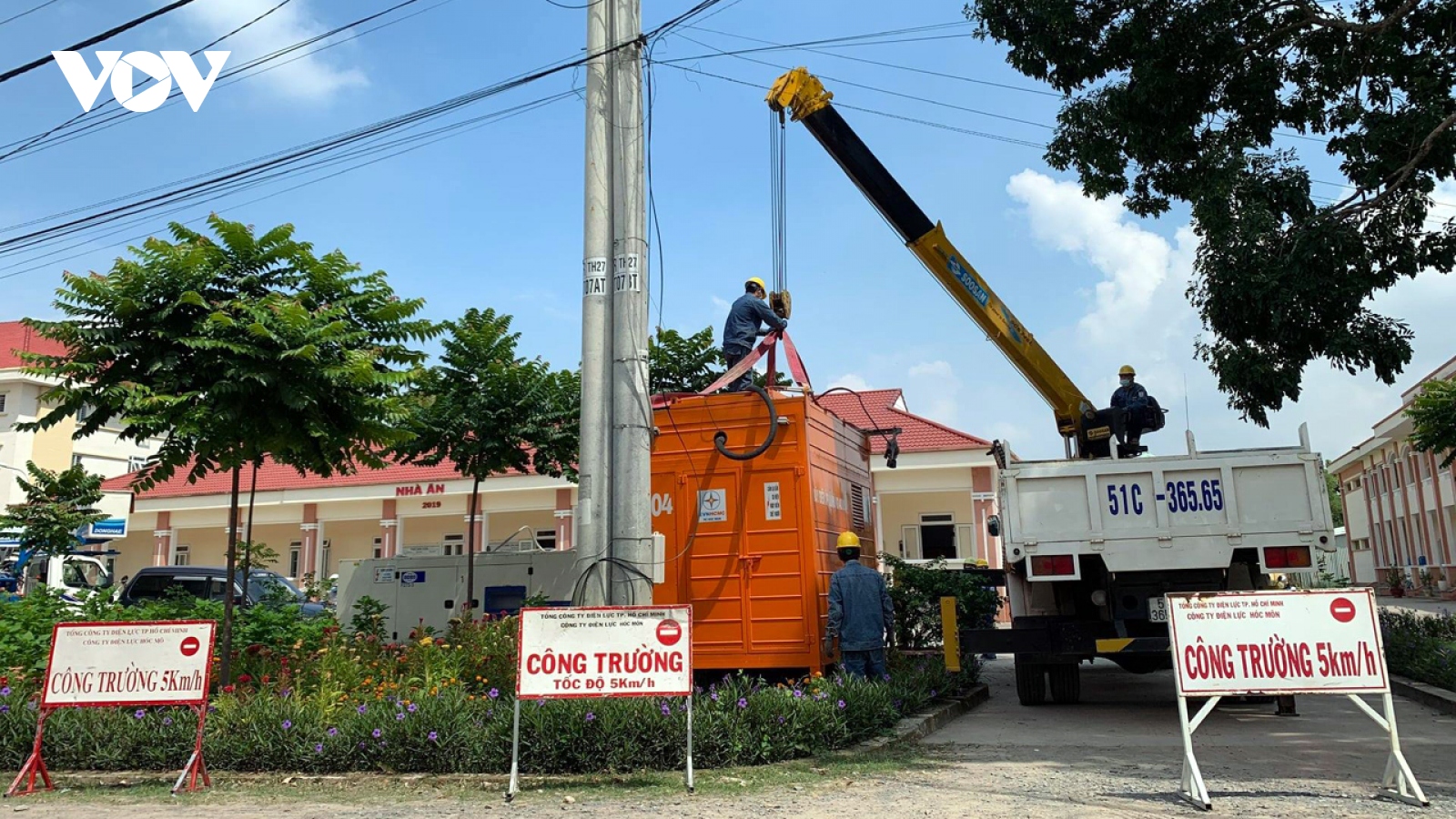 Bộ Công Thương trình Chính phủ cơ chế mua bán điện trực tiếp trước 30/4/2024