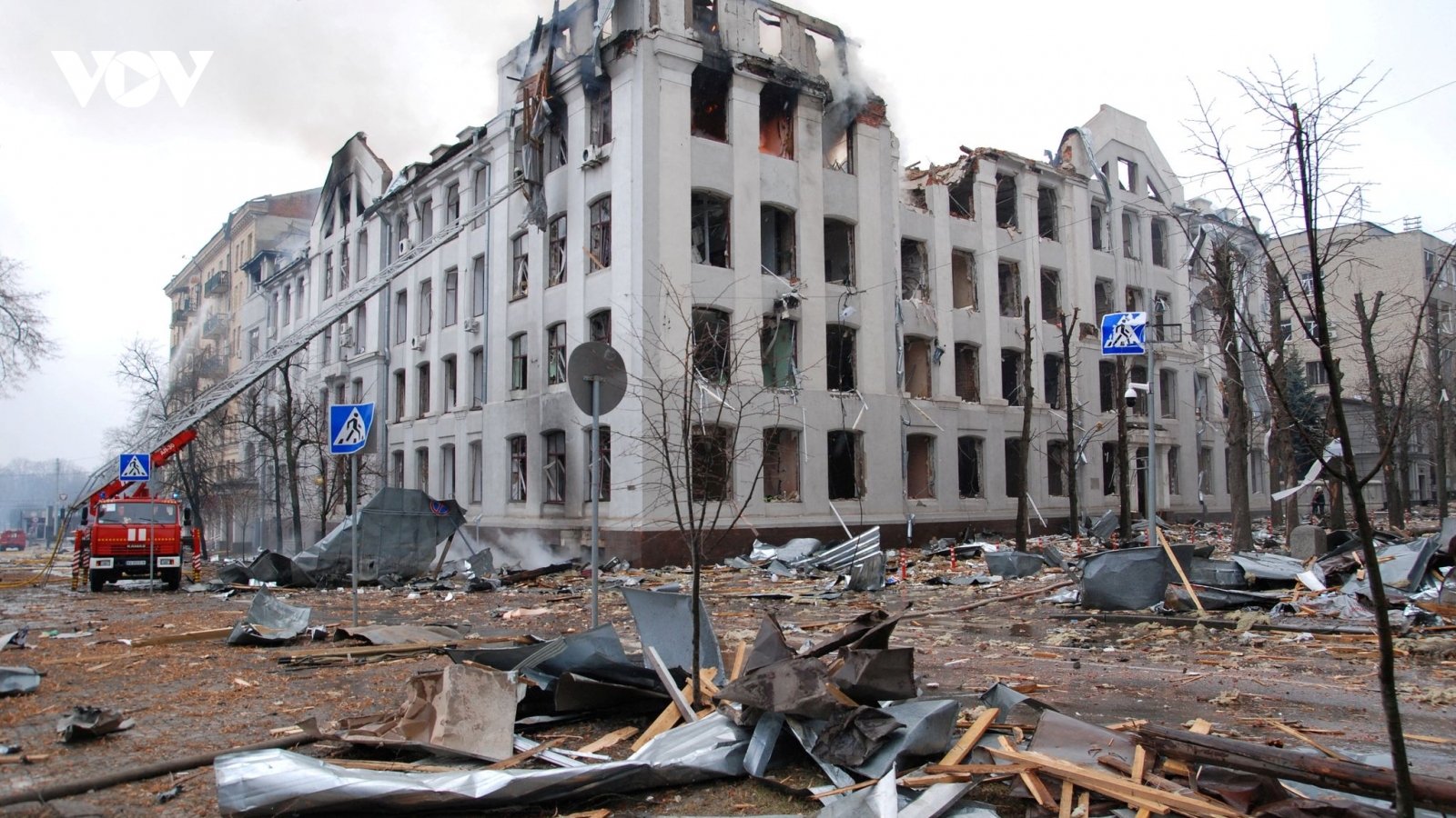 Nga tăng cường tấn công hai phía Nam, Bắc Ukraine