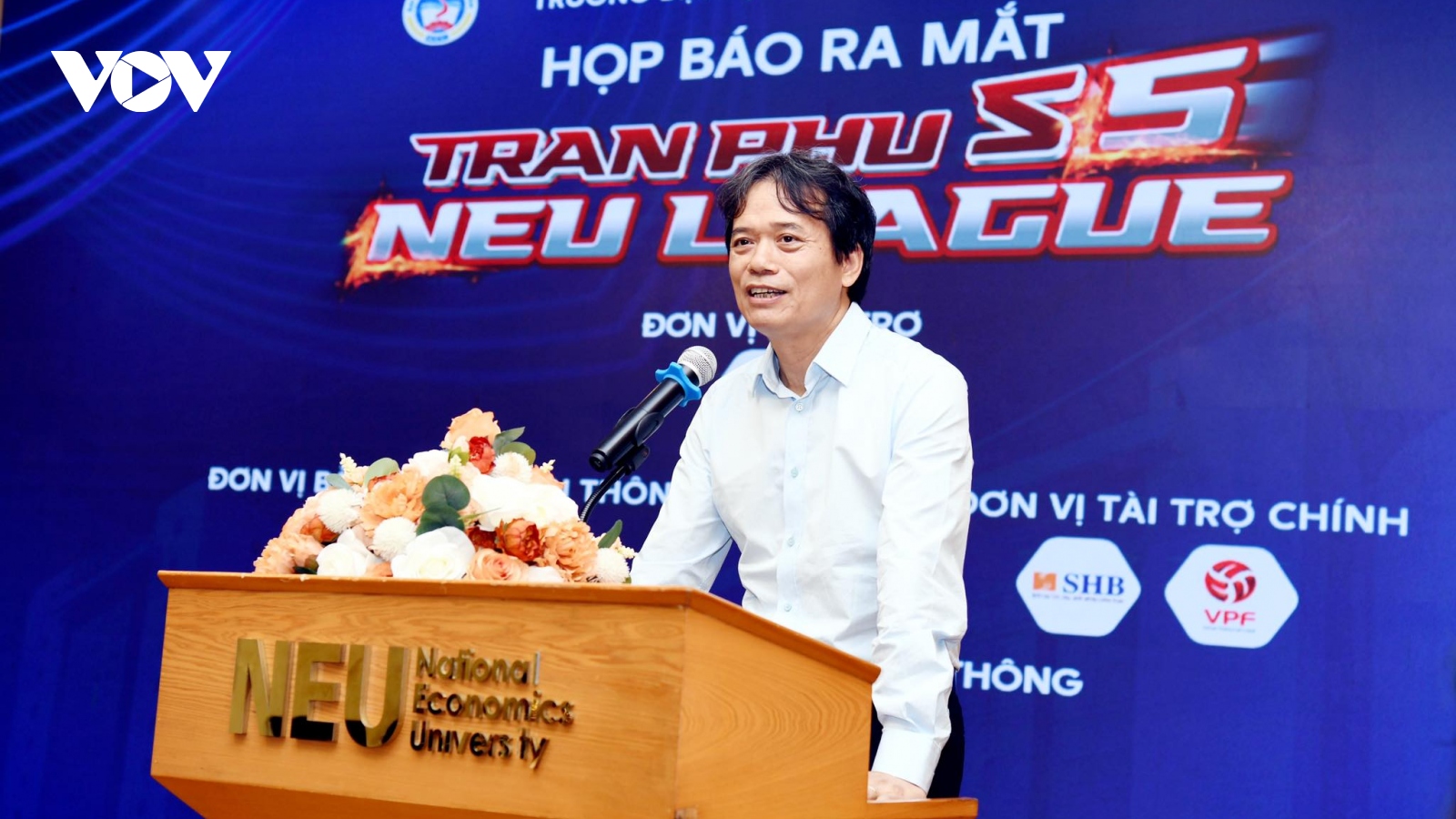 Bùi Hoàng Việt Anh bất ngờ góp mặt tại giải bóng đá sinh viên NEU League S5 2024