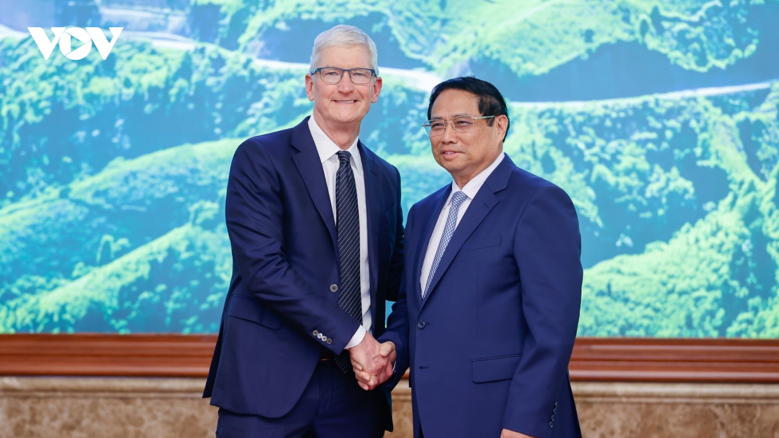 Thủ tướng Phạm Minh Chính tiếp Giám đốc điều hành Tập đoàn Apple Tim Cook