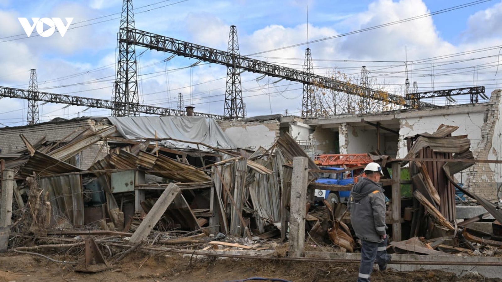 Tên lửa Nga tấn công các nhà máy điện ở miền Tây Ukraine