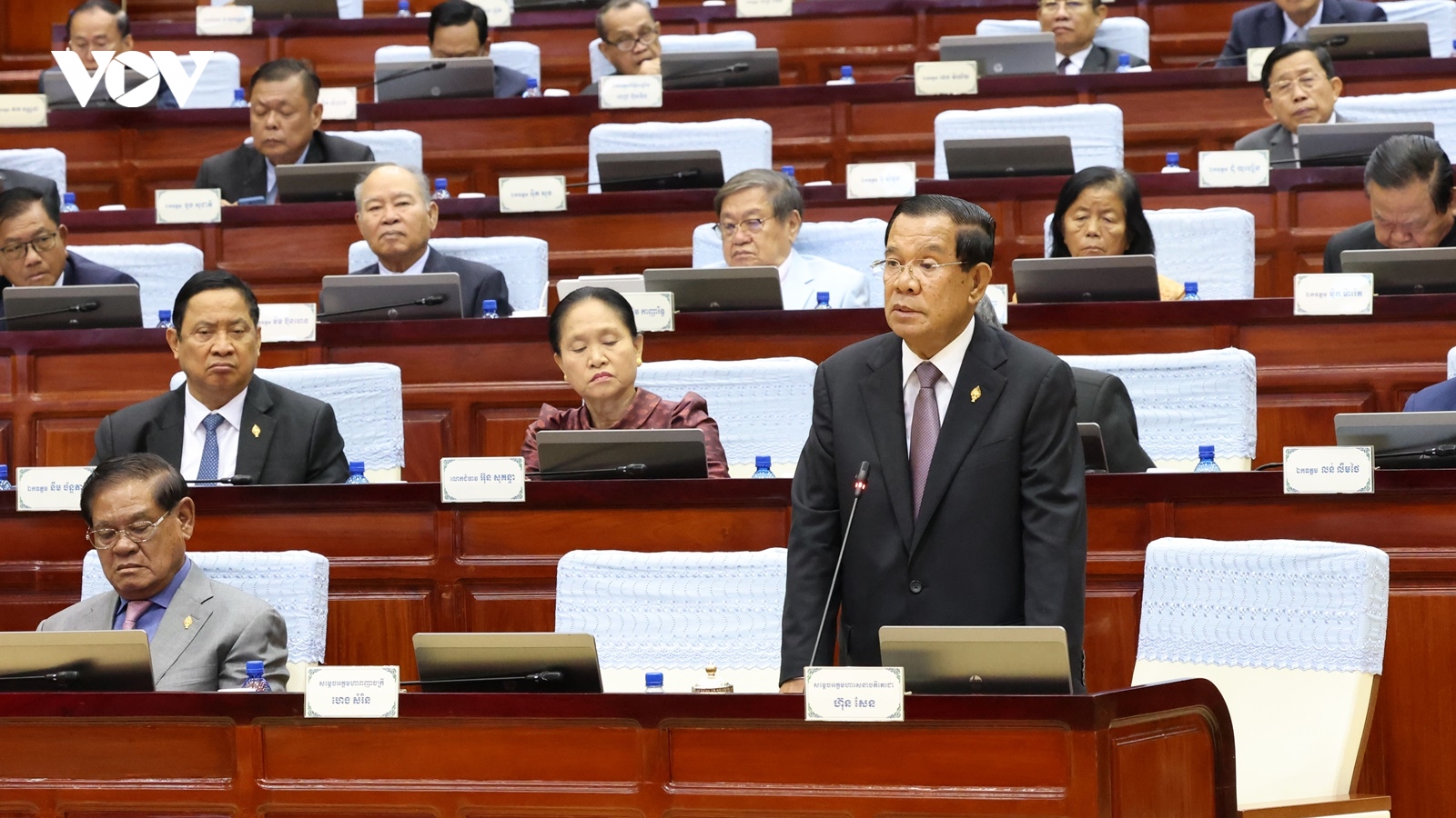 Cựu Thủ tướng Campuchia Samdech Hun Sen tuyên bố chia tay Hạ viện