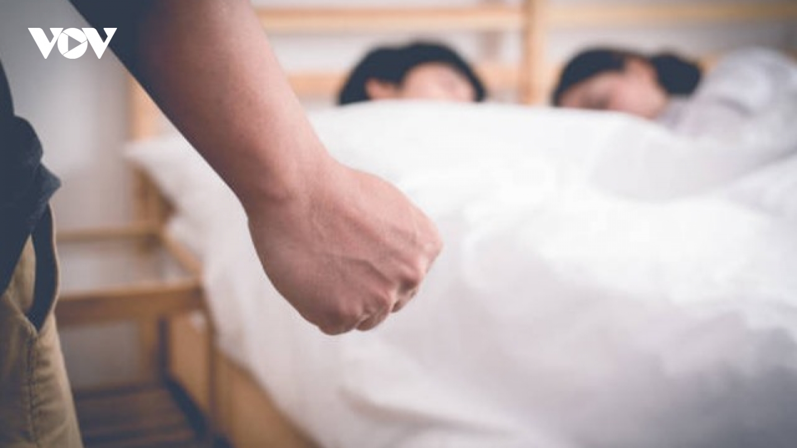 15 năm sống chung, vợ cũng đôi ba lần đi ngoại tình