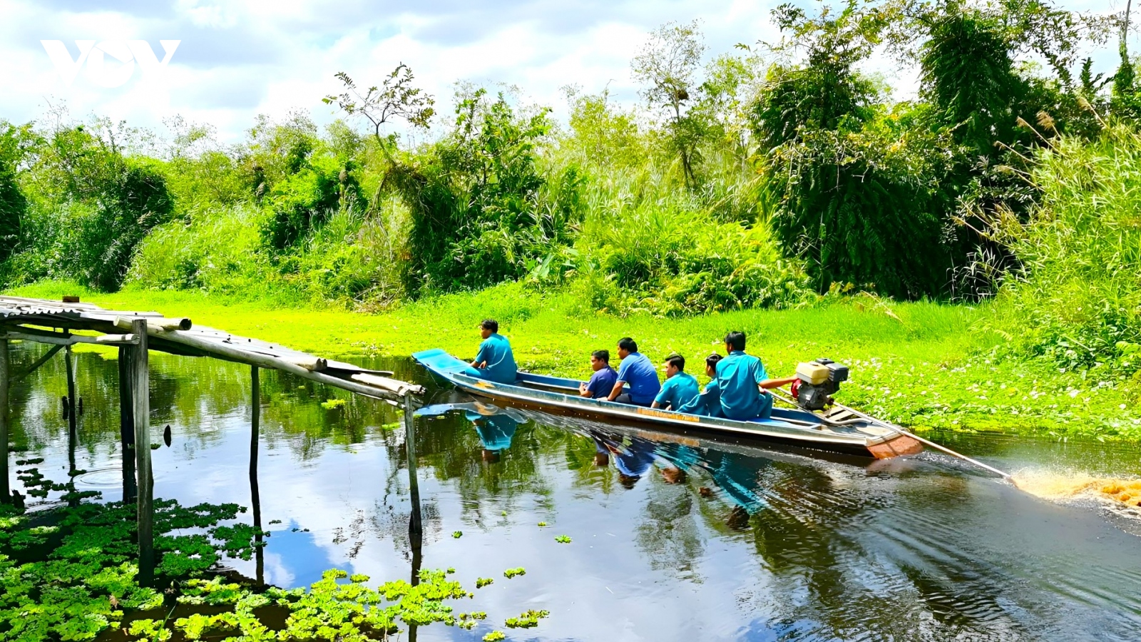 Cháy 1,5 ha rừng tràm của 3 hộ dân ở Cà Mau