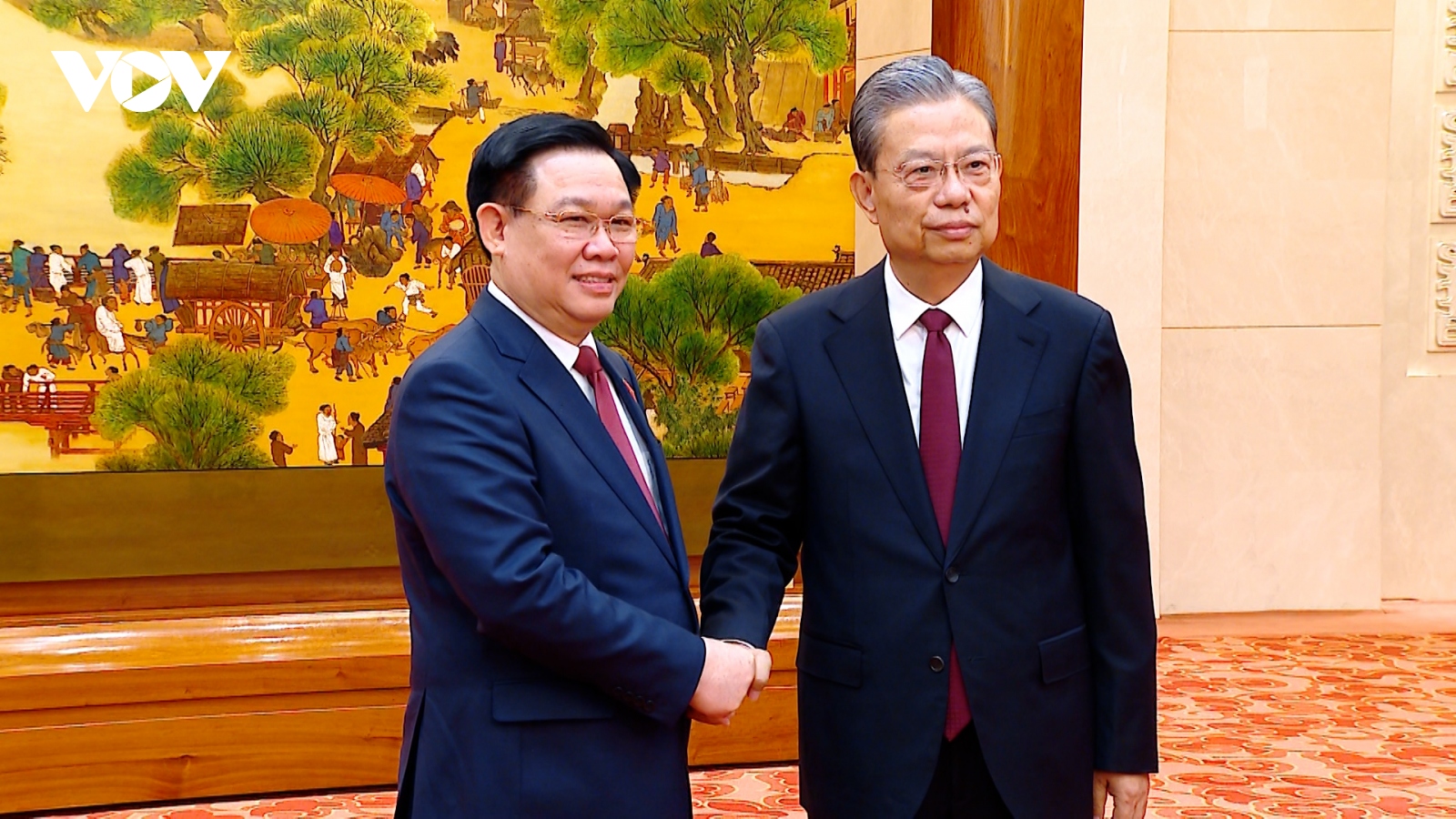Chủ tịch Quốc hội Vương Đình Huệ hội đàm với Ủy viên trưởng Nhân đại toàn quốc Trung Quốc Triệu Lạc Tế