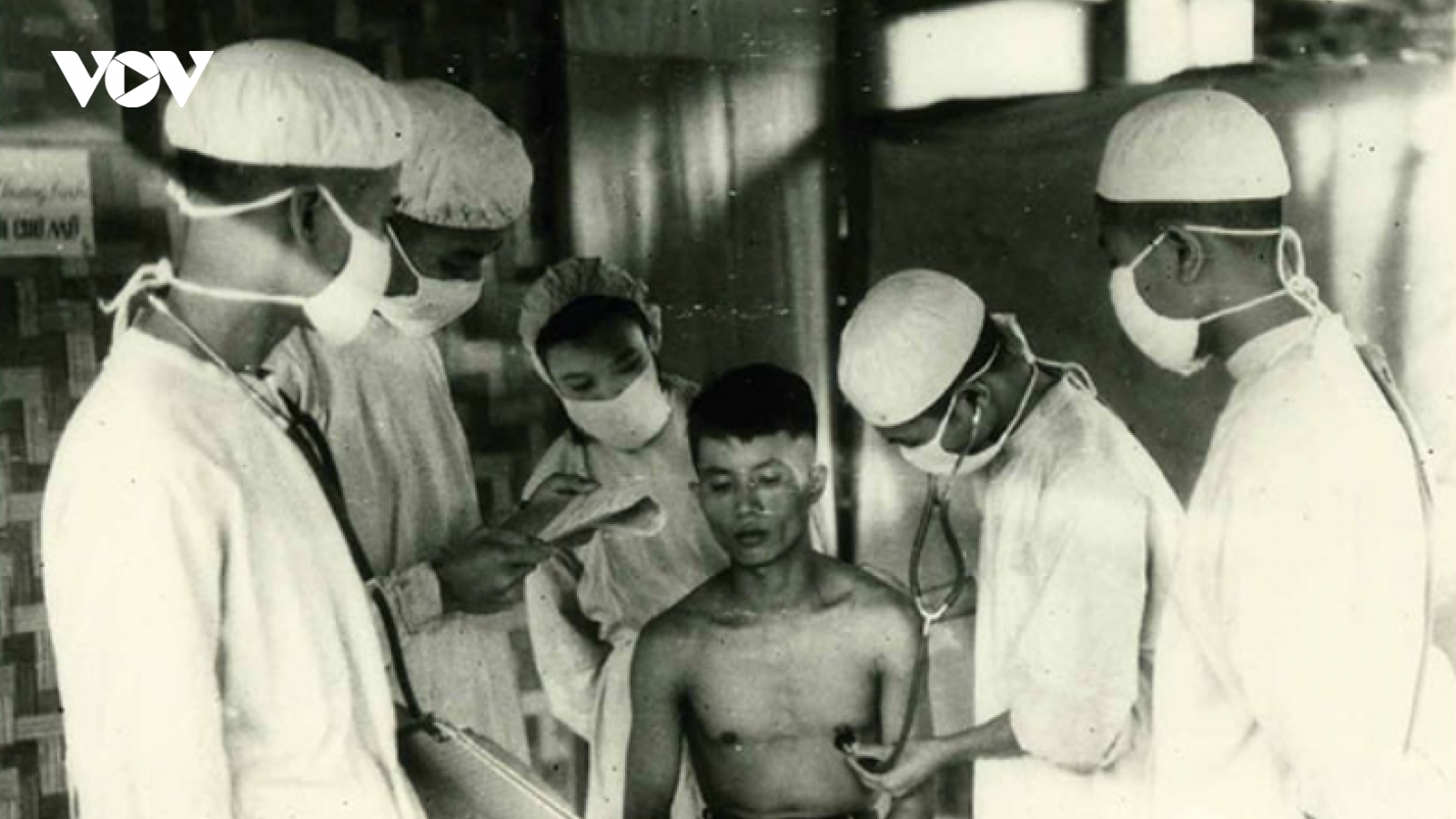Quân y trong Chiến dịch Điện Biên Phủ: Muôn vàn khó khăn, vất vả