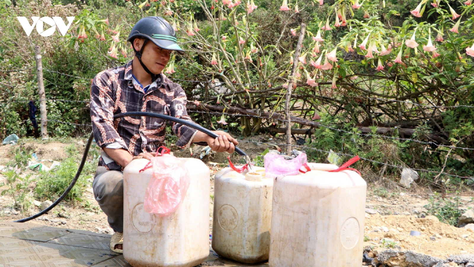 Người dân vùng cao Lai Châu lao đao vì thiếu nước sinh hoạt