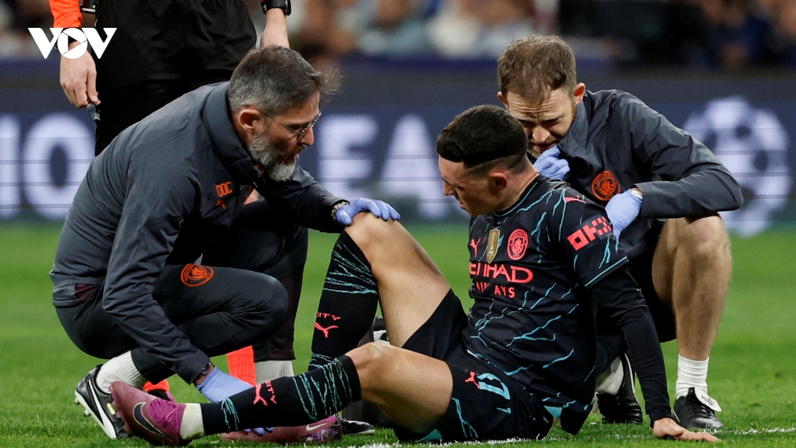 Man City trả giá đắt sau trận hòa kịch tính với Real Madrid