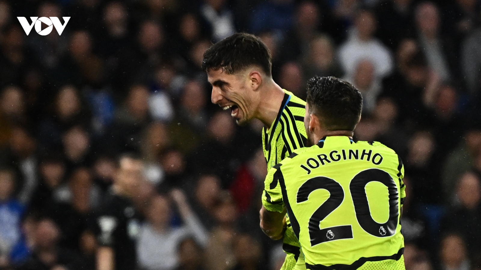 Kết quả Ngoại hạng Anh hôm nay 7/4: Arsenal tạm chiếm ngôi đầu