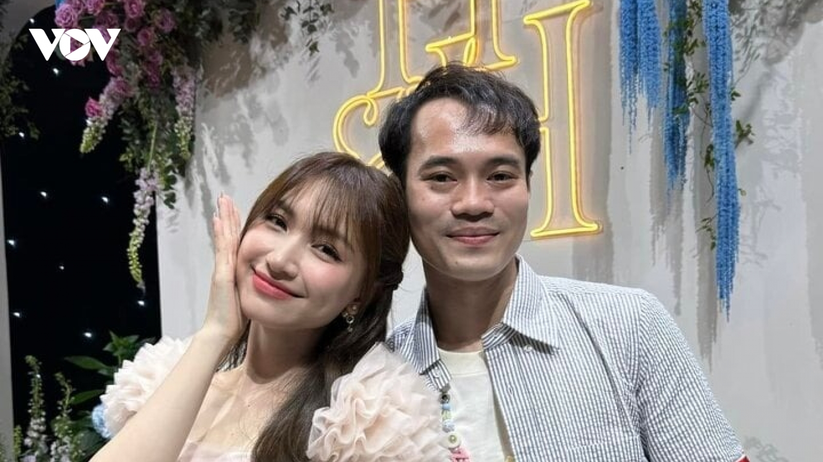 Hòa Minzy đăng 'tâm thư', nói rõ mối quan hệ với Văn Toàn