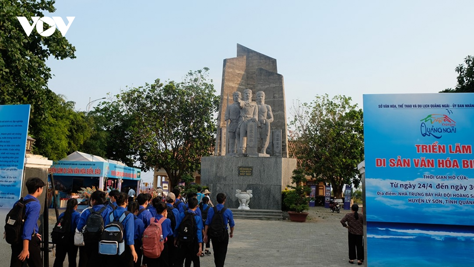 Quảng Ngãi: Trưng bày tư liệu, hiện vật về “Di sản văn hóa biển đảo”