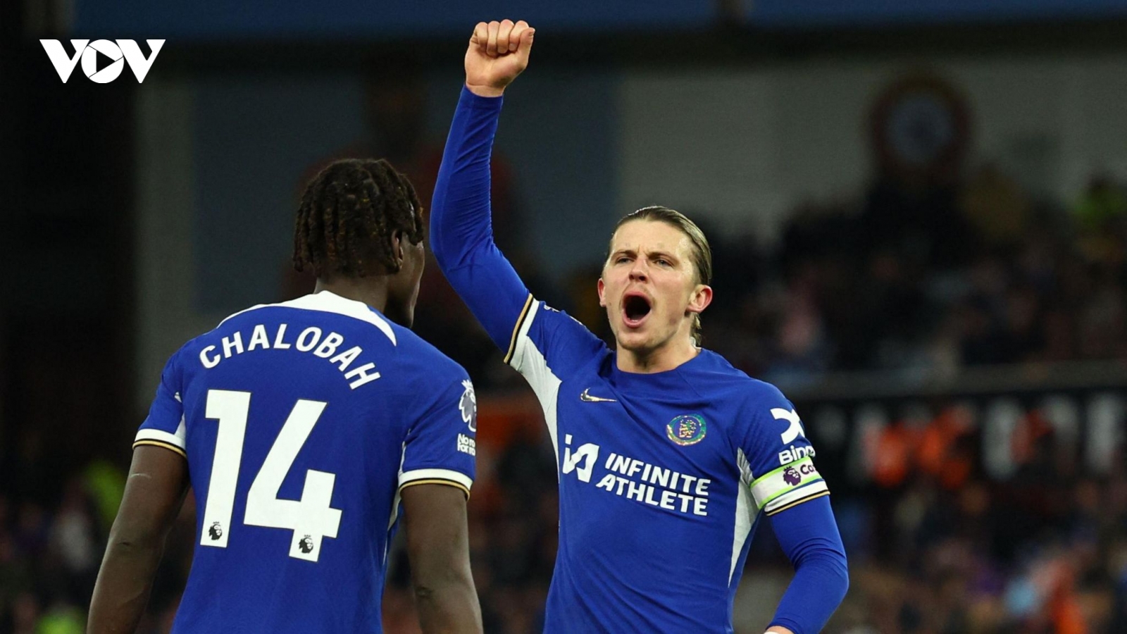 Kết quả bóng đá hôm nay 28/4: PSG chưa thể vô địch, Chelsea thoát thua Aston Villa
