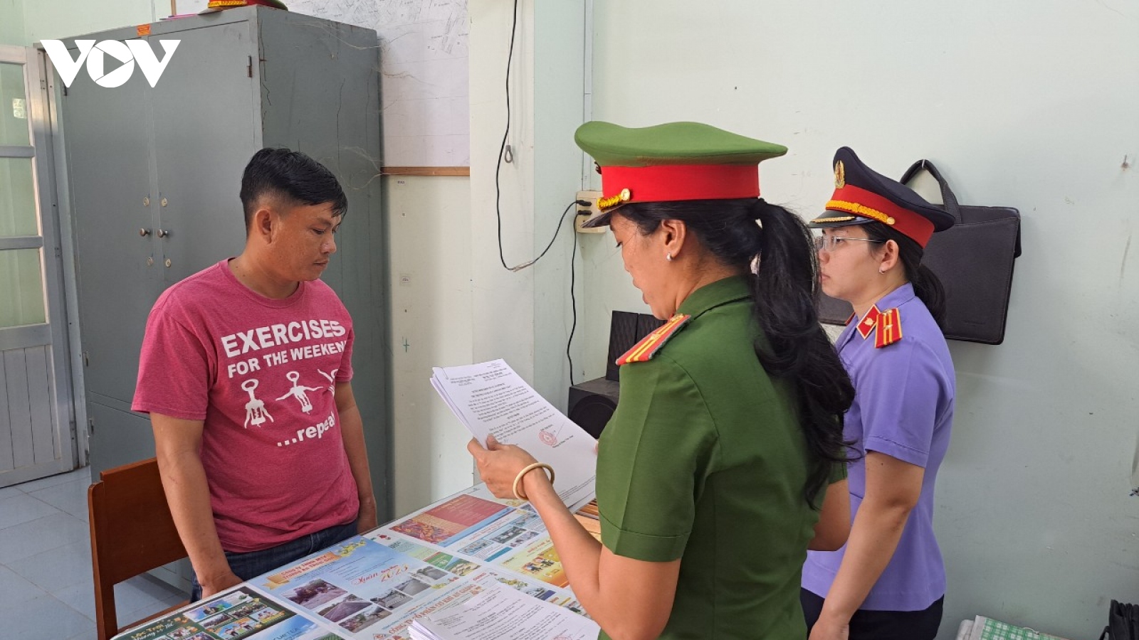 Khởi tố, bắt tạm giam lái tàu chở khách du lịch gây tai nạn trên sông Tiền