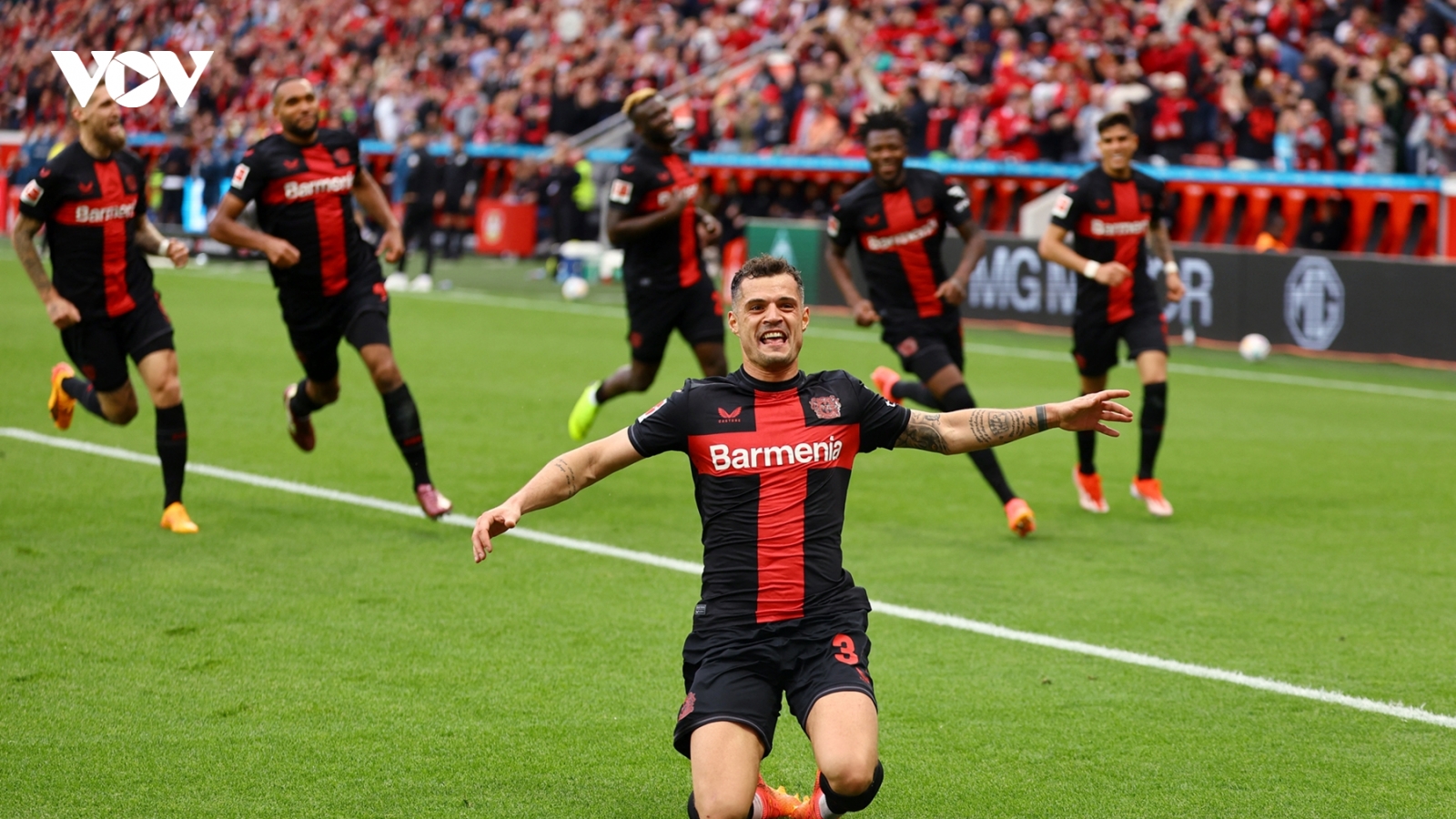 Thắng "5 sao" trước Werder Bremen, Leverkusen vô địch Bundesliga
