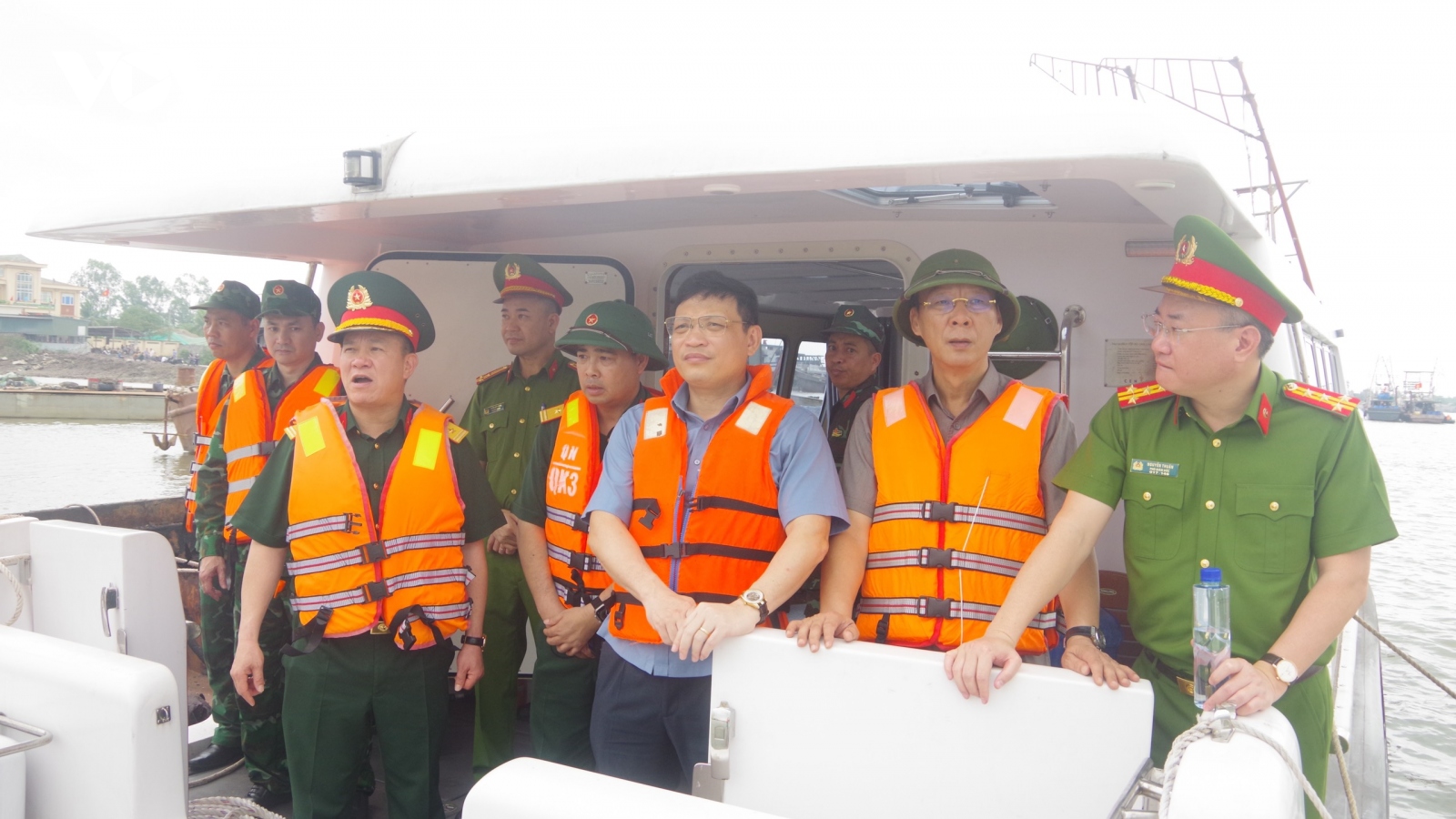 Huy động tối đa lực lượng để tìm kiếm 4 công dân mất tích ở Quảng Ninh