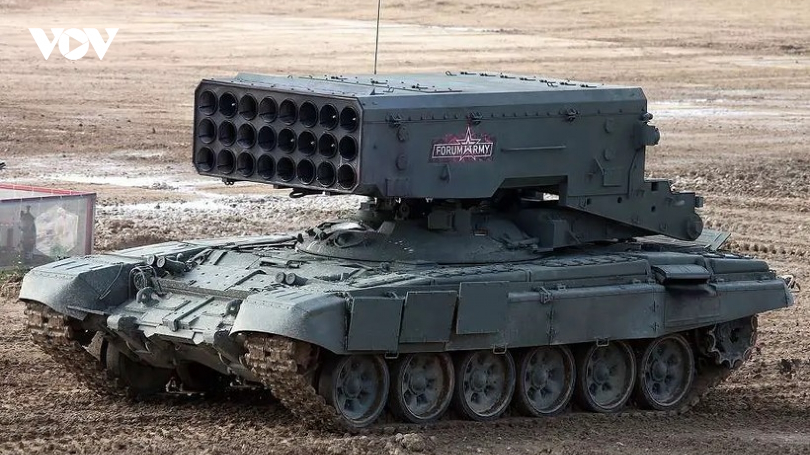 Nga đẩy nhanh hoàn thiện hệ thống súng phun lửa TOS-3 “Dragon”