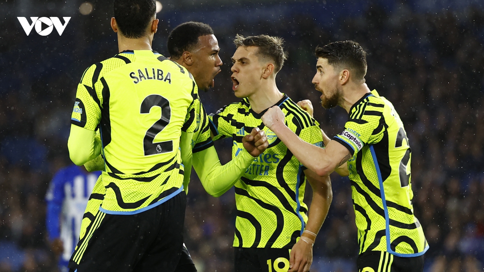 Bảng xếp hạng Ngoại hạng Anh mới nhất: Arsenal dẫn đầu, Man City áp sát