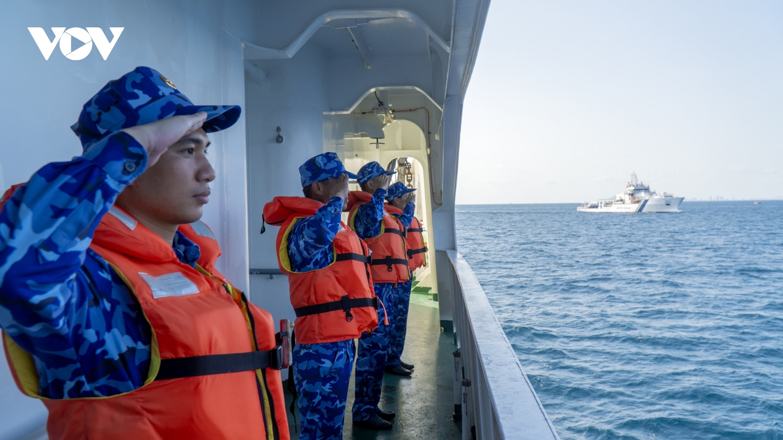 Cảnh sát biển Việt Nam - Ấn Độ phối hợp diễn tập ứng phó sự cố trên biển