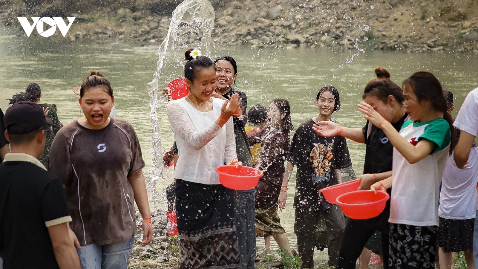Phục dựng Lễ Khăm bản của người Lào Điện Biên