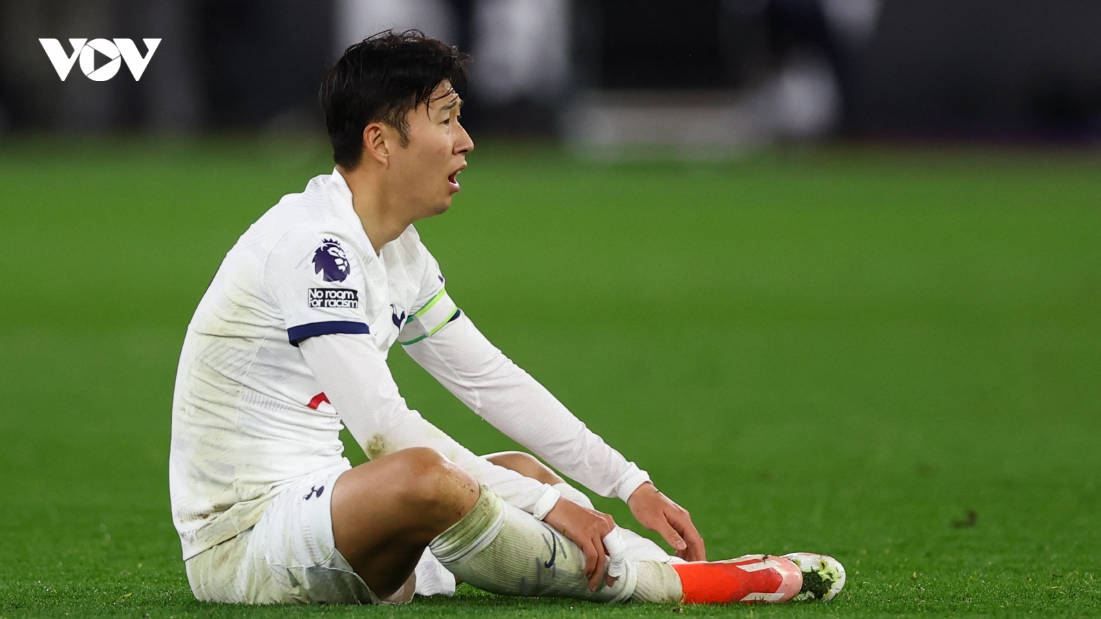 Bảng xếp hạng Ngoại hạng Anh mới nhất: Tottenham ''hụt hơi", MU hưởng lợi