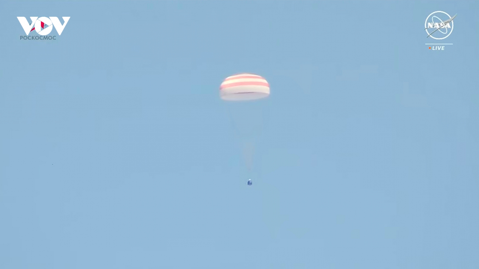Tàu vũ trụ Soyuz trở về từ ISS, đáp xuống Kazakhstan