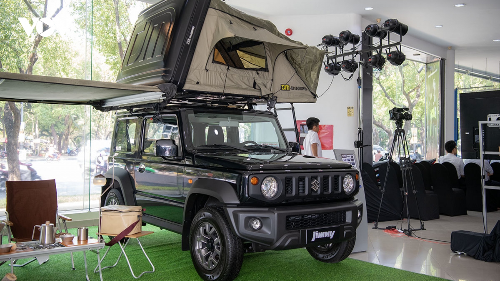 Suzuki Jimny chính thức ra mắt thị trường Việt, giá từ 789 triệu đồng