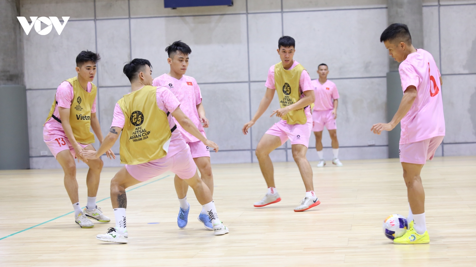 ĐT Futsal Việt Nam luyện bài tấn công đặc biệt, quyết thắng ĐT Futsal Trung Quốc