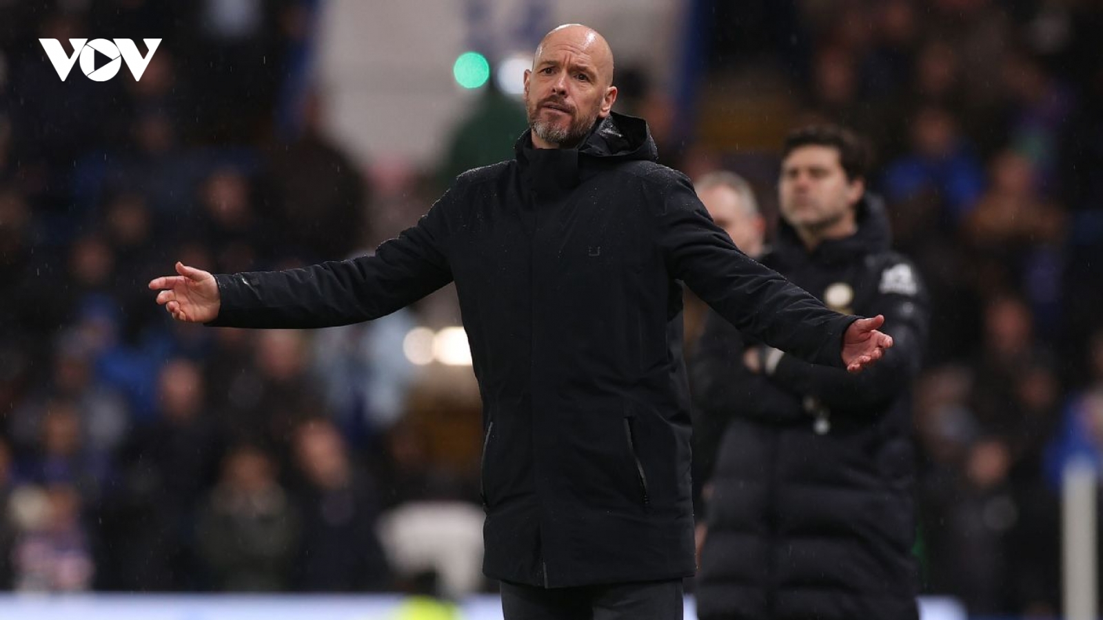 Erik Ten Hag nói lời phũ phàng về MU khi thua đau Chelsea