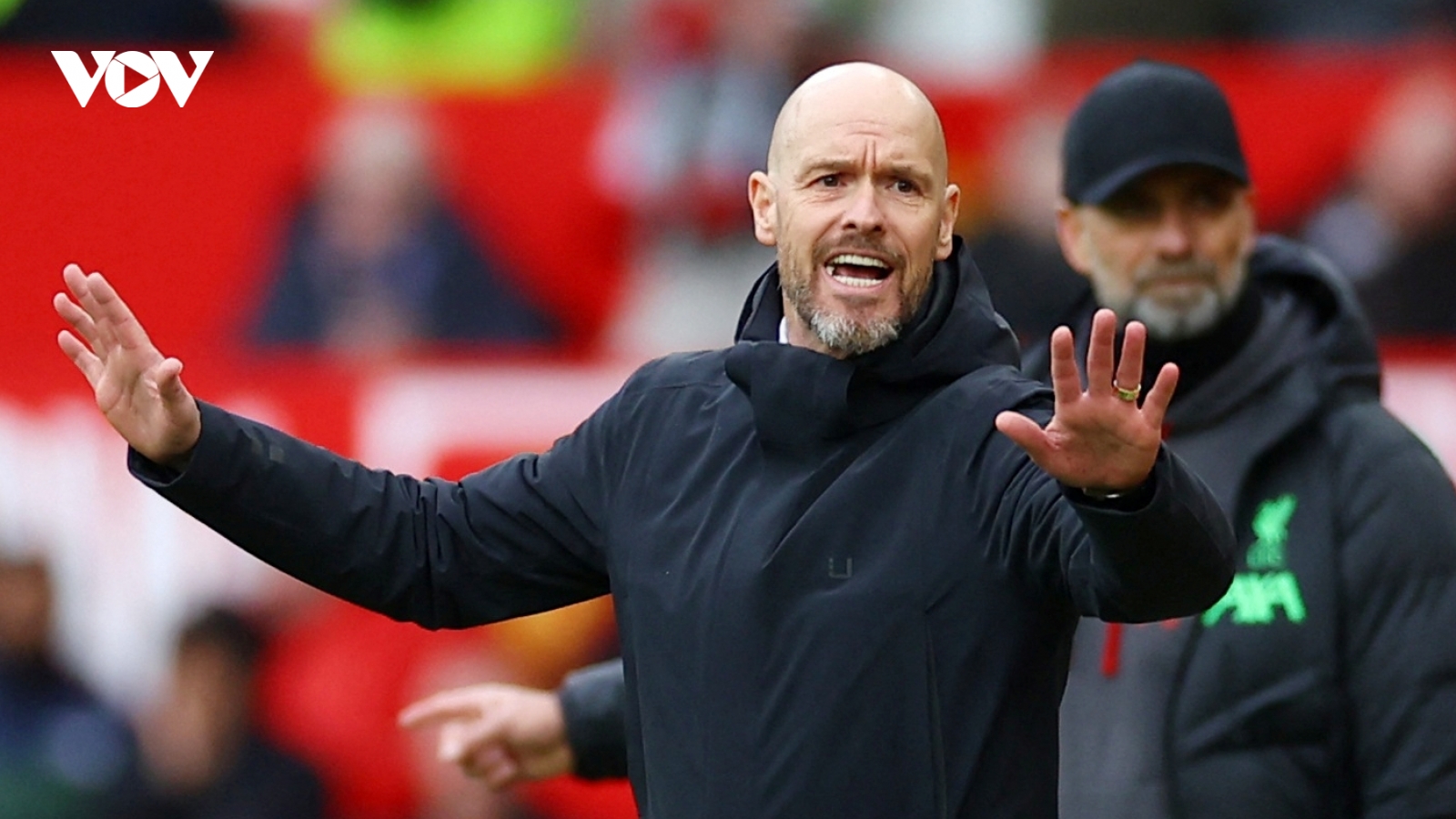 HLV Erik Ten Hag báo tin vui cho cổ động viên sau trận MU 2-2 Liverpool