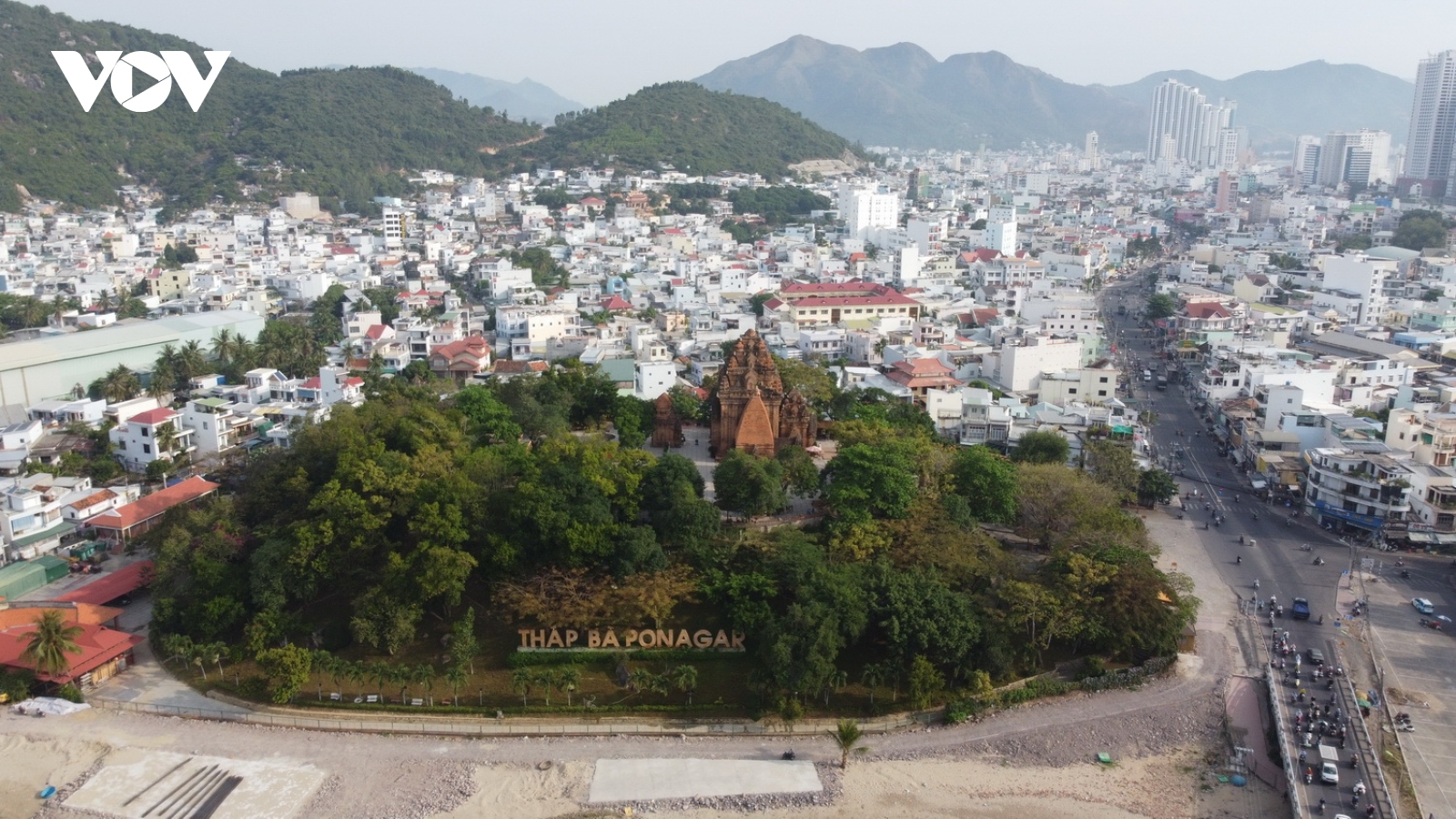 Đề nghị công nhận Tháp Bà Ponagar là di tích đặc biệt cấp quốc gia