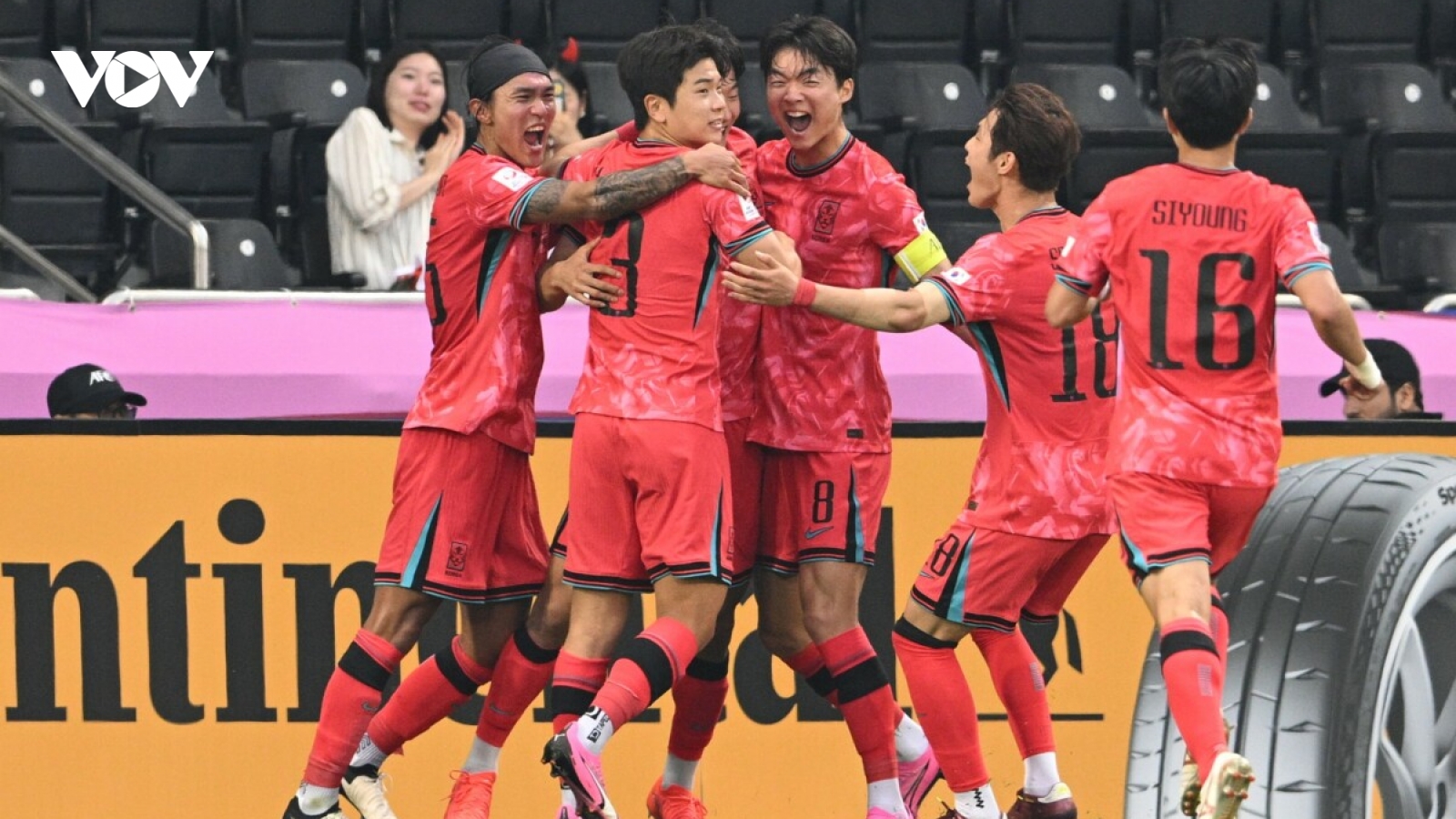 Hạ gục U23 Nhật Bản, U23 Hàn Quốc gặp U23 Indonesia ở tứ kết