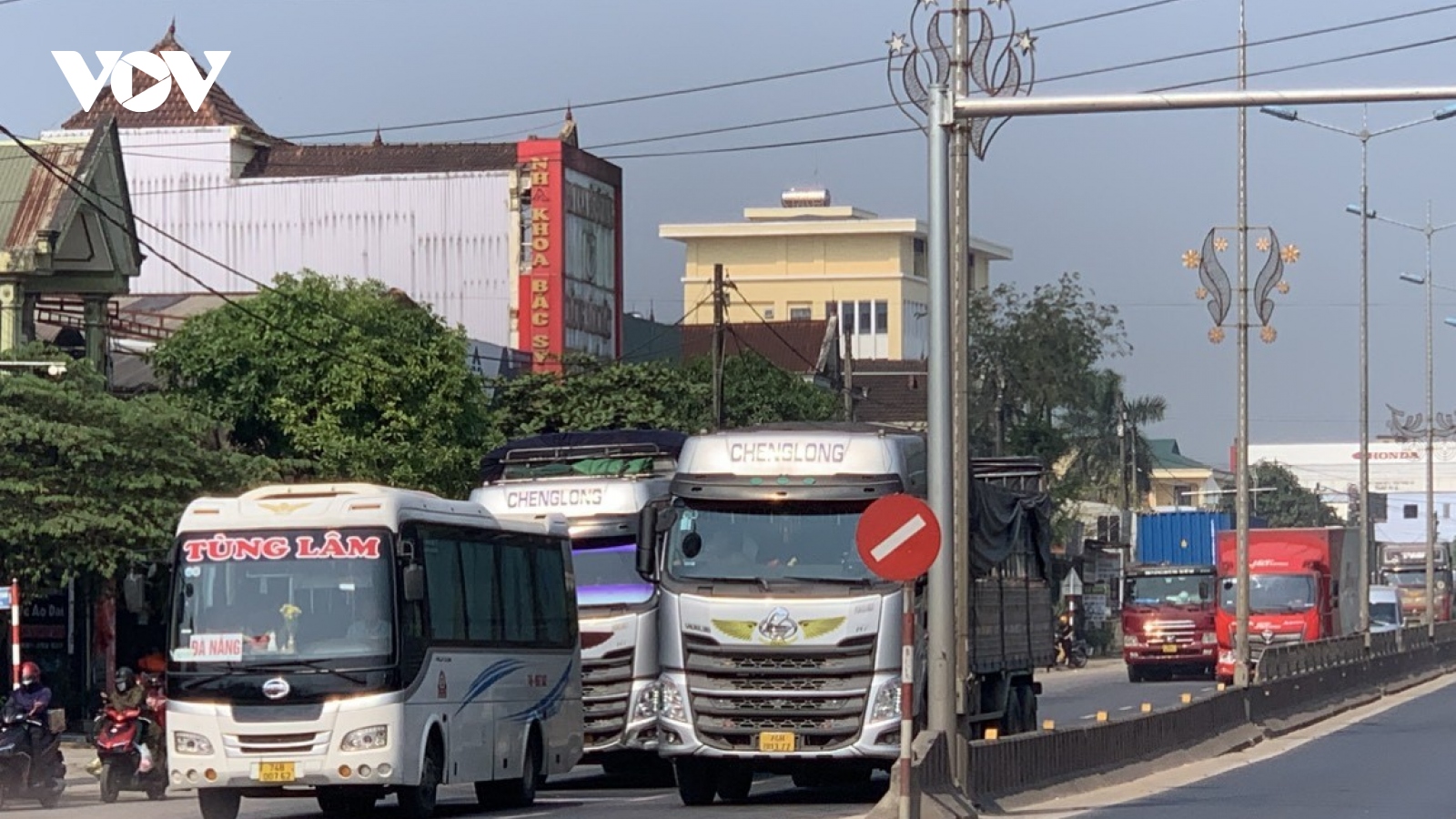 Đoàn ĐBQH Quảng Trị lên tiếng về việc phân luồng xe vào cao tốc Cam Lộ - La Sơn