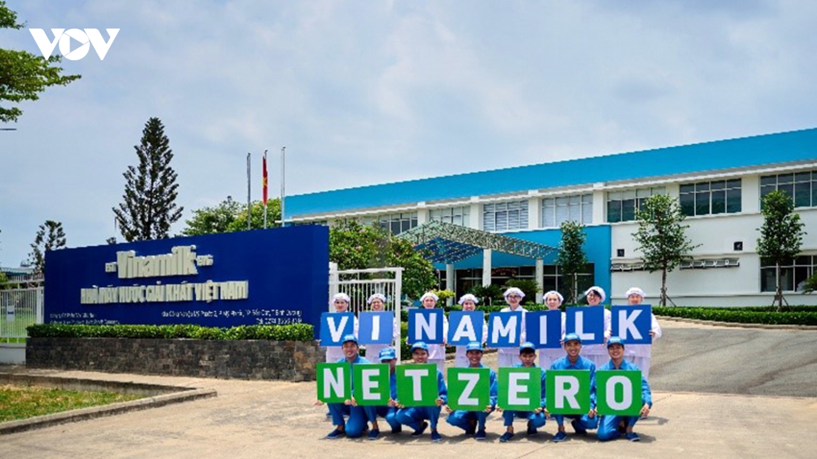 Vinamilk có thêm 1 nhà máy đạt Chứng nhận trung hòa carbon, đẩy mạnh “xanh hóa”