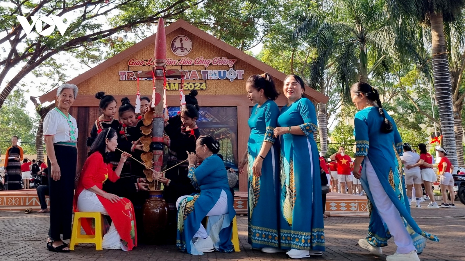 Bản sắc văn hóa Tây Nguyên níu chân du khách đến Đắk Lắk dịp nghỉ lễ