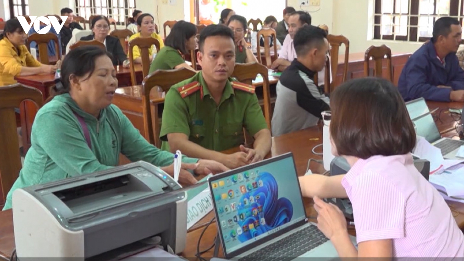 Những người mãn hạn tù được vay cả trăm triệu đồng để hoàn lương