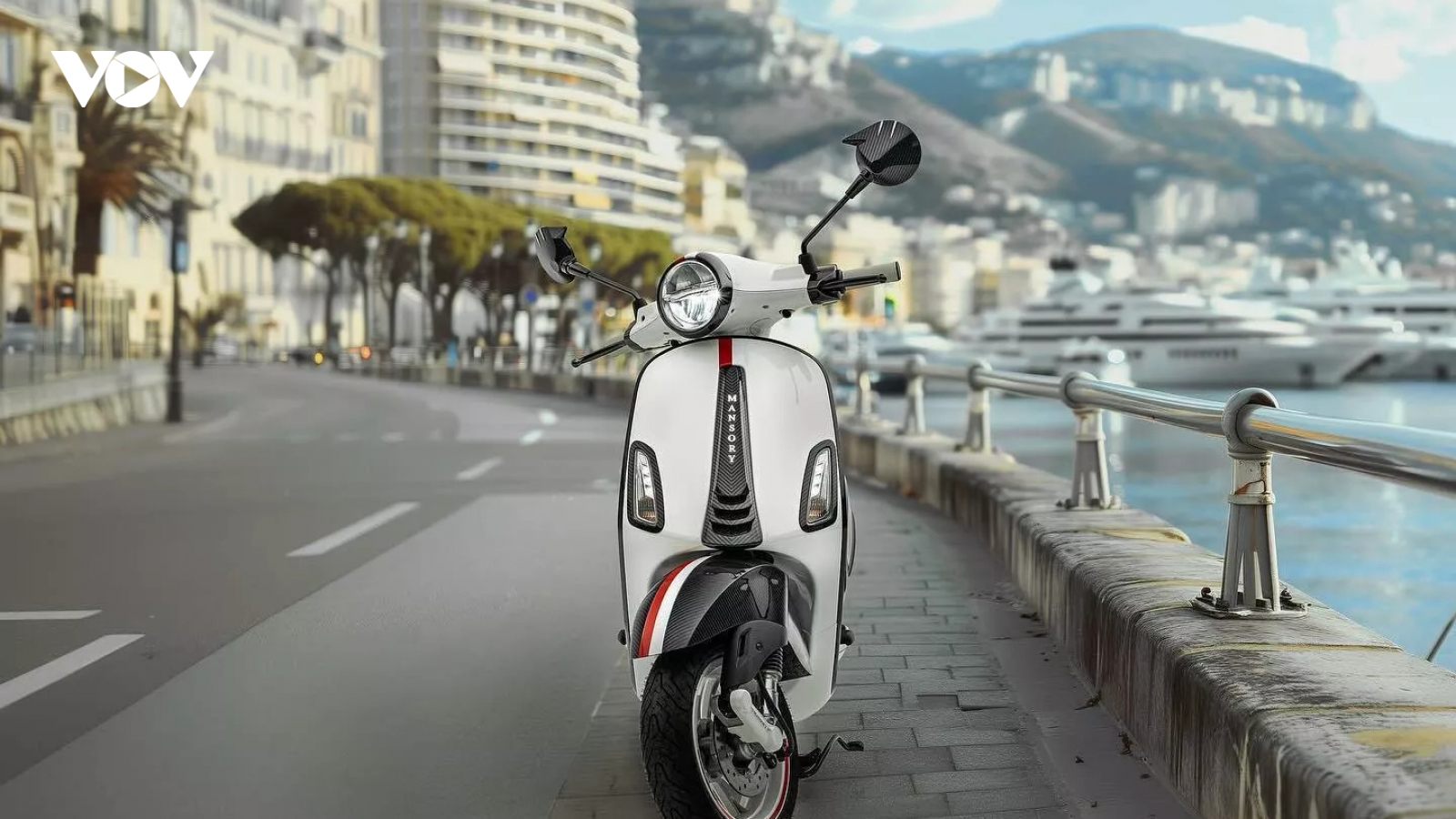 Chi tiết Vespa Elettrica phiên bản độ Mansory, sản xuất giới hạn 99 chiếc