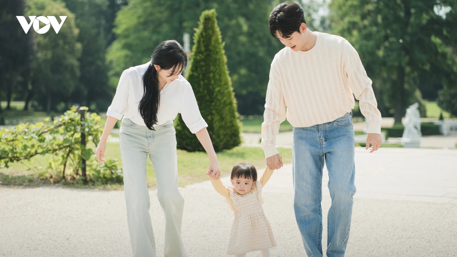 "Nữ hoàng nước mắt" chính thức trở thành phim có rating cao nhất của Đài tvN