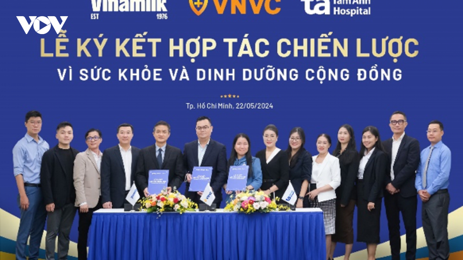Vinamilk cùng nhiều đối tác y tế lớn đẩy mạnh chăm sóc sức khỏe cộng đồng