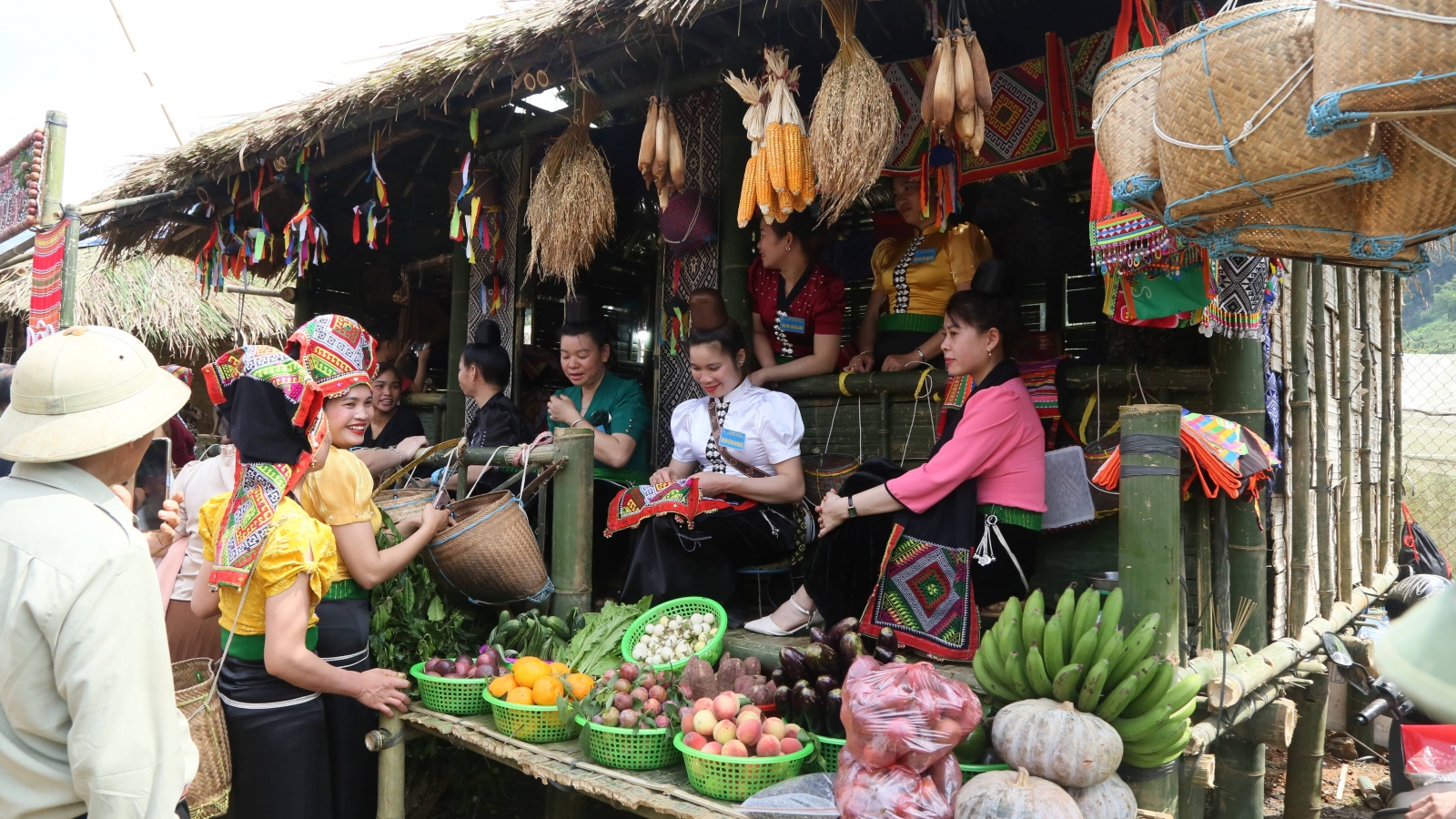 Sơn La kết nối, mở rộng thị trường tiêu thụ trái cây