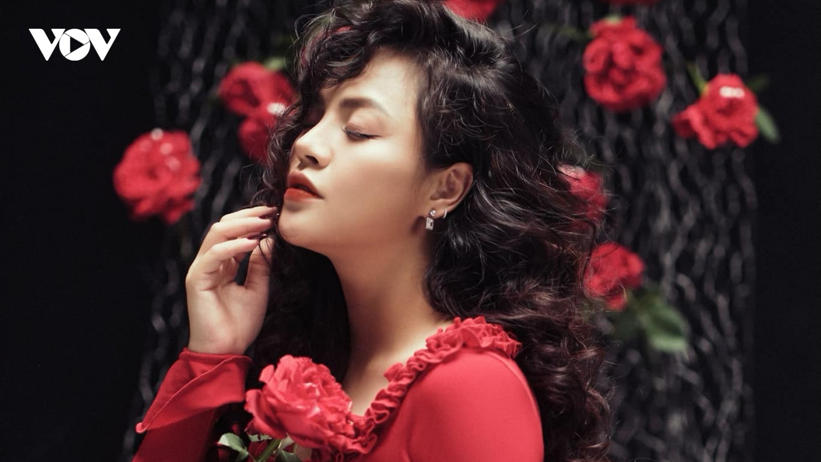 Nhan sắc Thu Quỳnh khi mang bầu lần 2
